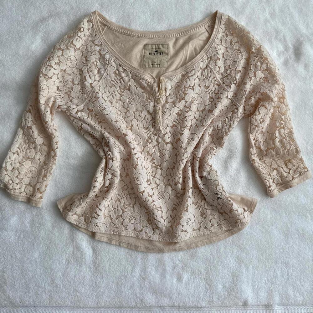 y2k cottage core light pink lace top with half button